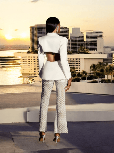 3D-Flower Long Sleeves Blazer And Pearls Trousers Suit