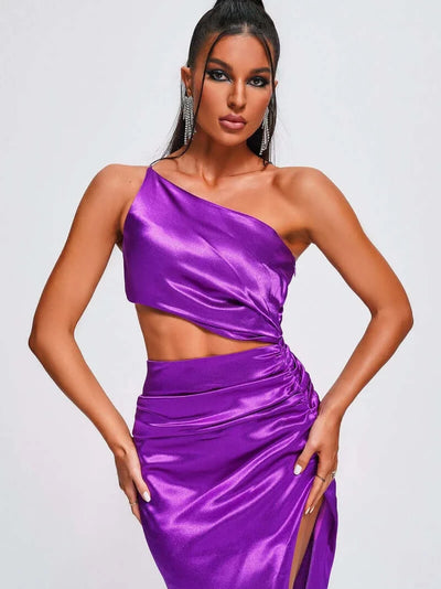 Chic one-shoulder maxi dress in luxurious purple satin fabric